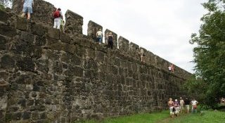 Из Казахстана в Грузию. Все прелести отпуска на Черном море (фото)