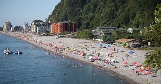 Из Казахстана в Грузию. Все прелести отпуска на Черном море (фото)