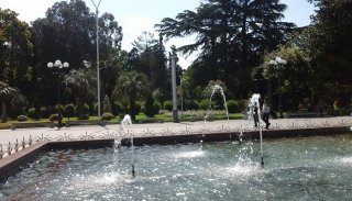 Из Казахстана в Грузию. Все прелести отпуска на Черном море (фото)